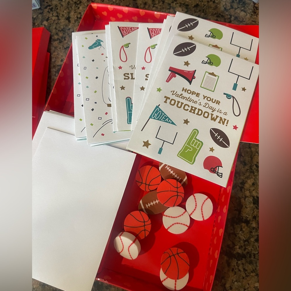 Elum brand Valentine cards, remaining package